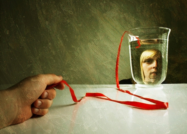 Photograph Andreas Kauppi Glass on One Eyeland